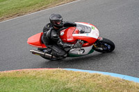 enduro-digital-images;event-digital-images;eventdigitalimages;mallory-park;mallory-park-photographs;mallory-park-trackday;mallory-park-trackday-photographs;no-limits-trackdays;peter-wileman-photography;racing-digital-images;trackday-digital-images;trackday-photos